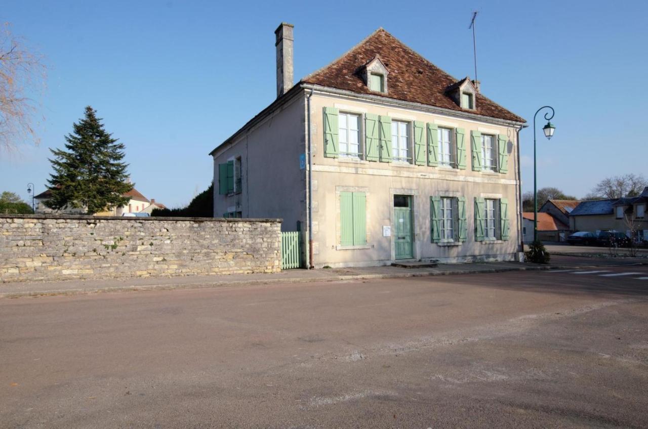 Gite Communal 149 Sainpuits Екстер'єр фото